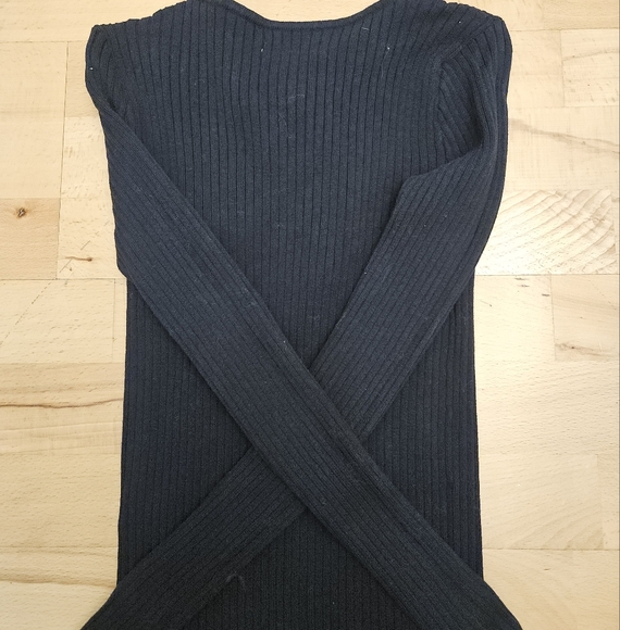 Black Ribbed Lace-Up Sweater - Picture 4 of 4